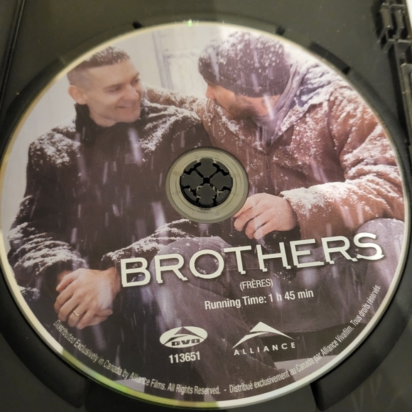 Brothers on DVD - Picture 3 of 5